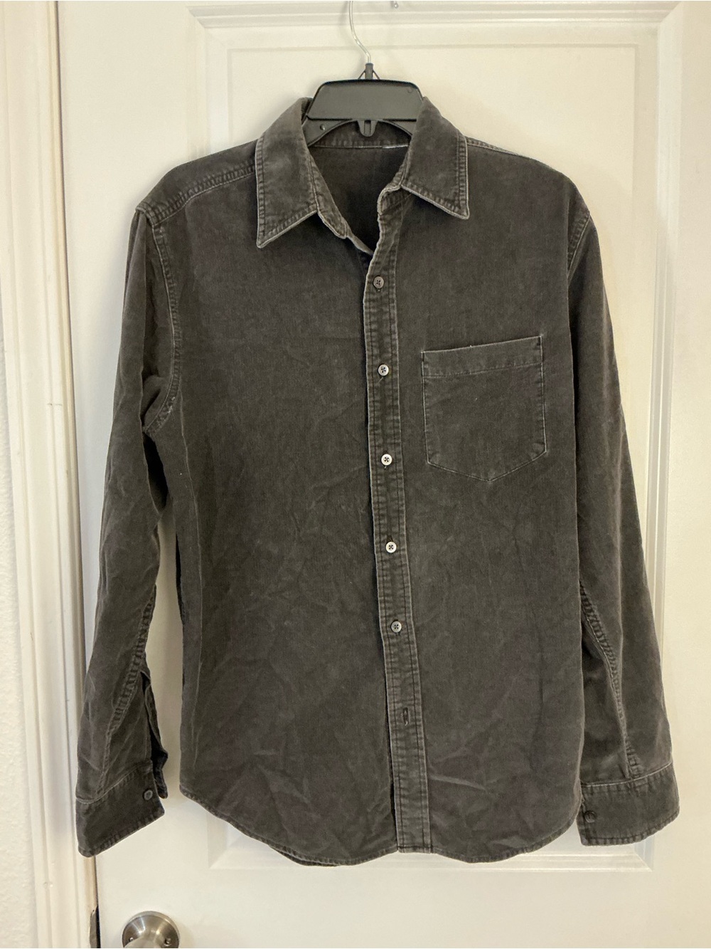 Levi’s Dark Charcoal Gray Corduroy Button Down Shirt M